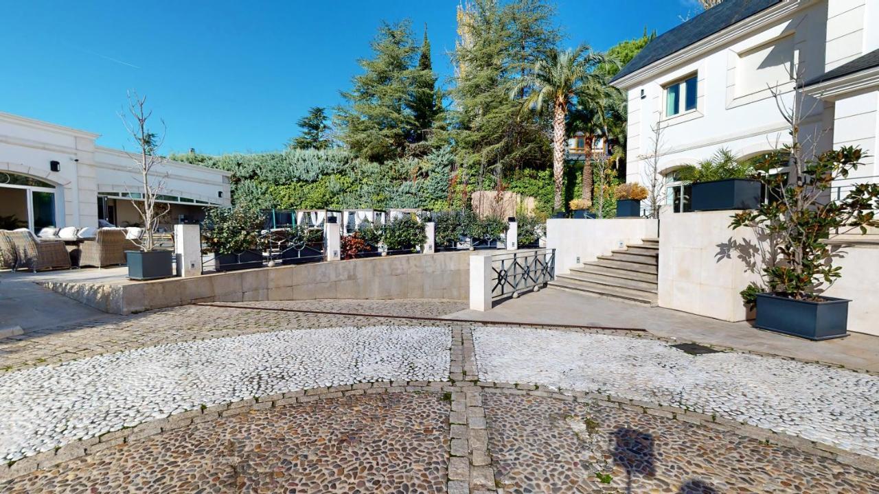 Increible Villa De Lujo - Madrid — Fotos 3